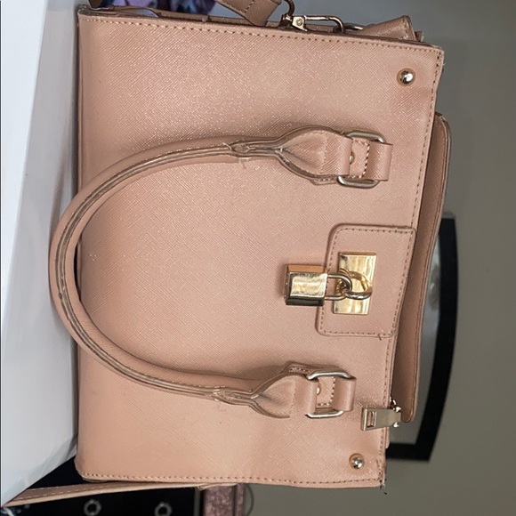 CROSS BODY PURSE w STRAPS - Picture 3 of 5